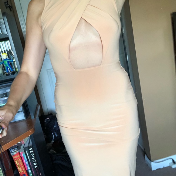 Dresses & Skirts - Love brand nude dress
